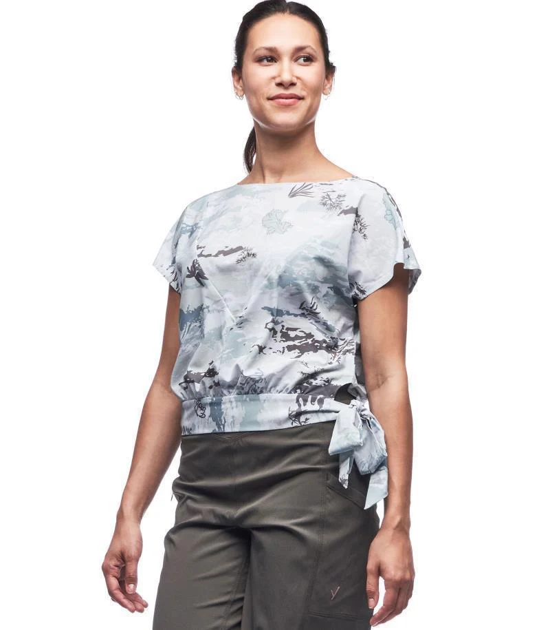 Aleste Cropped Shirt - Womens - Image 15