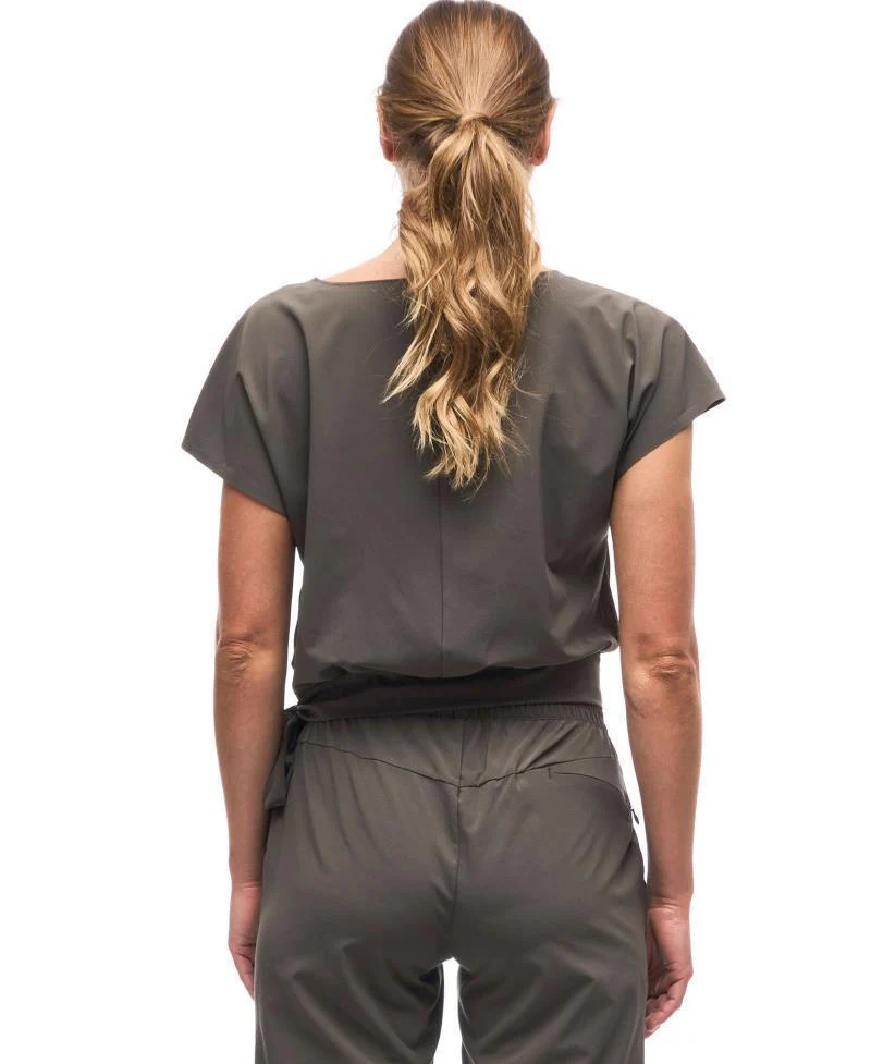 Aleste Cropped Shirt - Womens - Image 17