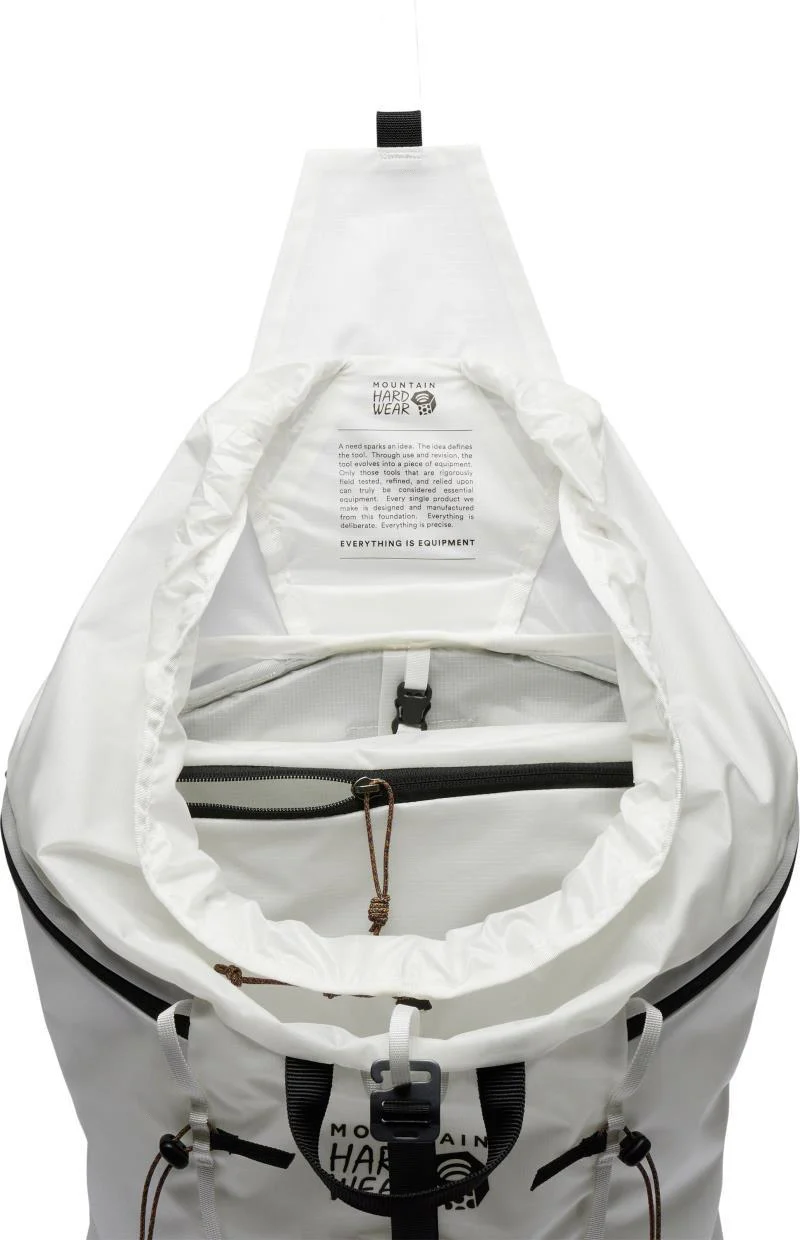 Alpine Light 28 Backpack - Image 3