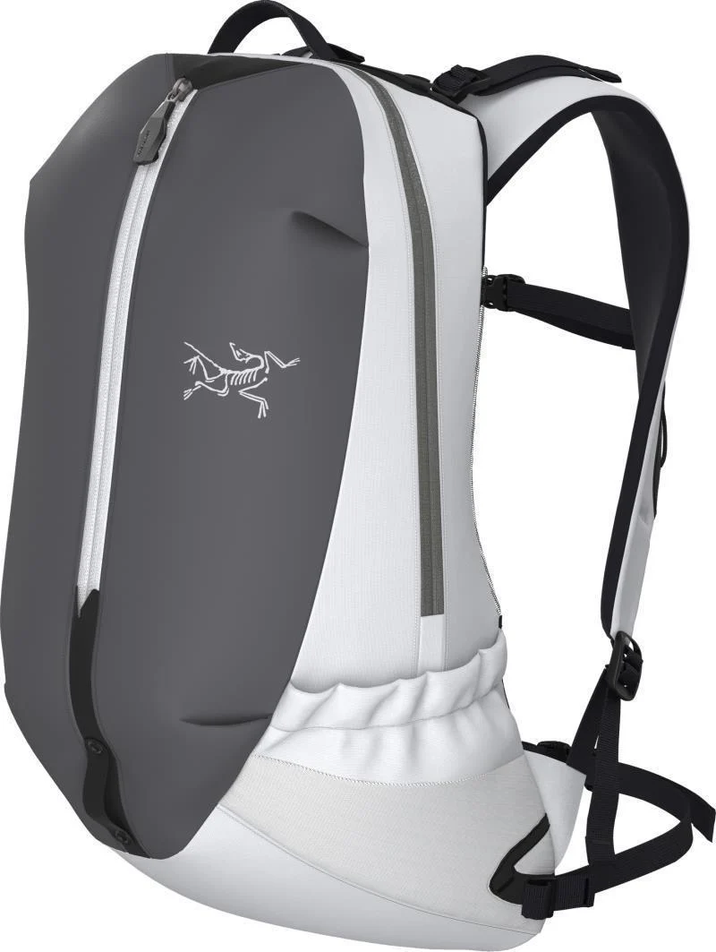 Arro 22 Backpack - Image 10