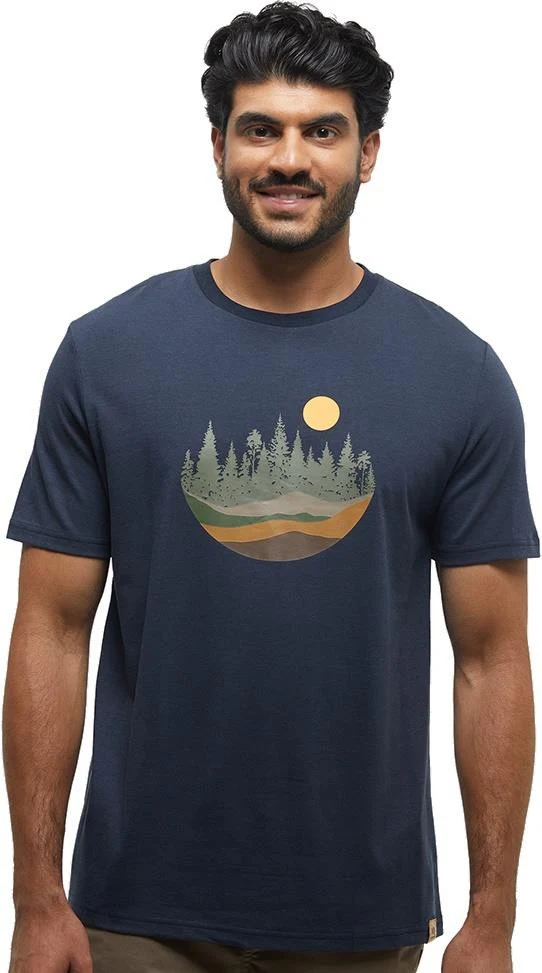 Artist Series Love Flourishes T-Shirt - Mens - Image 5