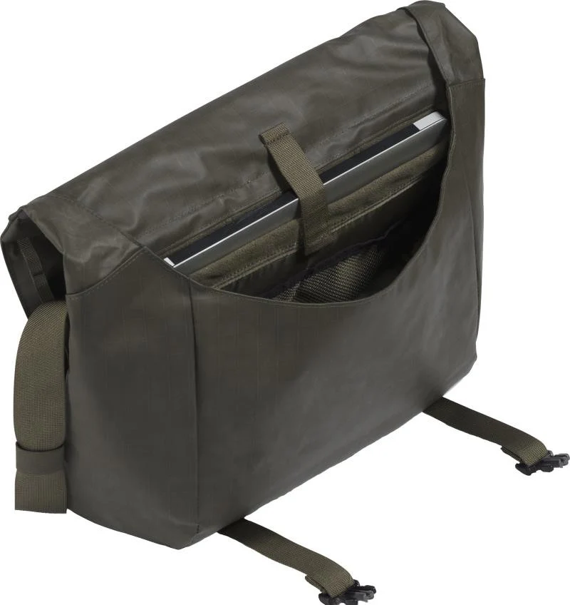 Base Camp Voyager Messenger Bag - Mens - Image 4