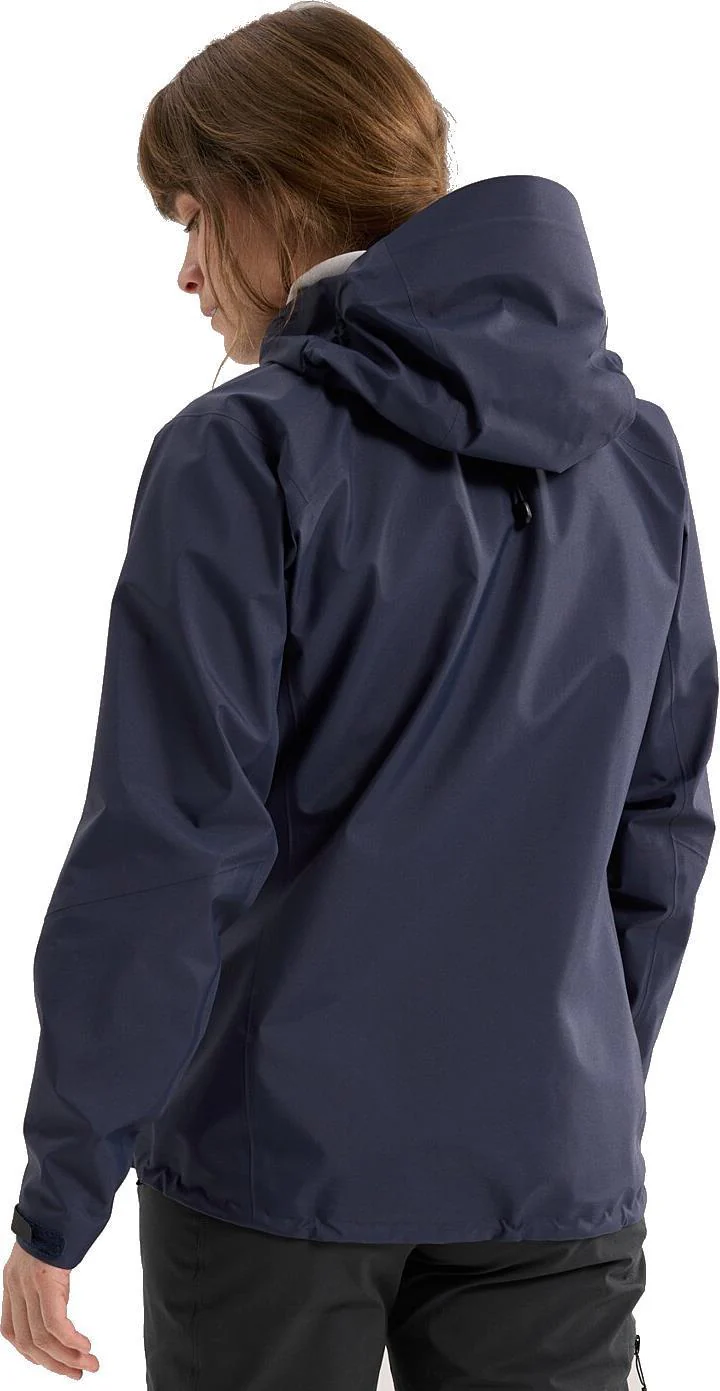 Beta Lightweight Jacket - Womens (Prior Season) - Image 12