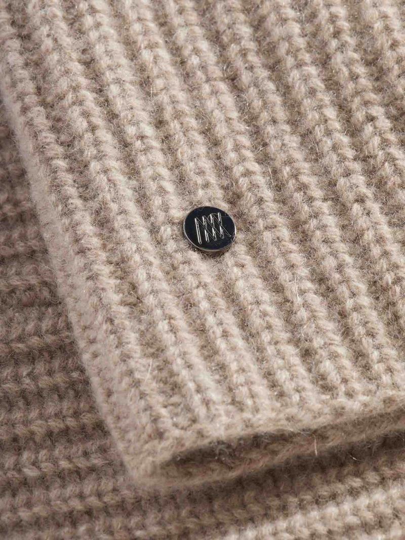 Blefjell Neckwarmer - Image 2
