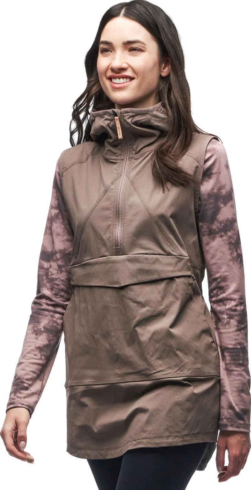 Cangur Hooded Vest - Womens - Image 8