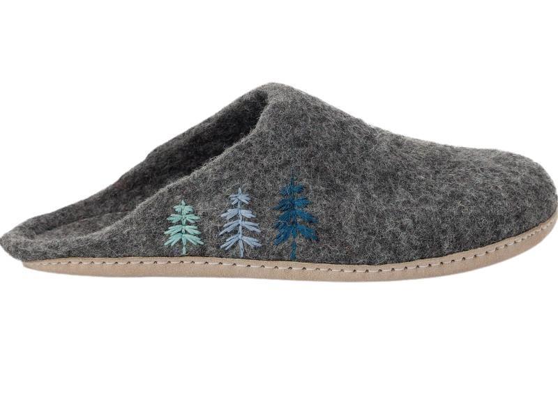 Cassiar Slippers - Unisex