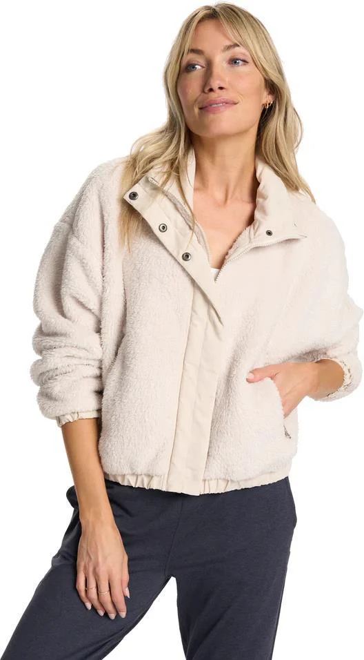 Cozy Sherpa Jacket - Womens - Image 9
