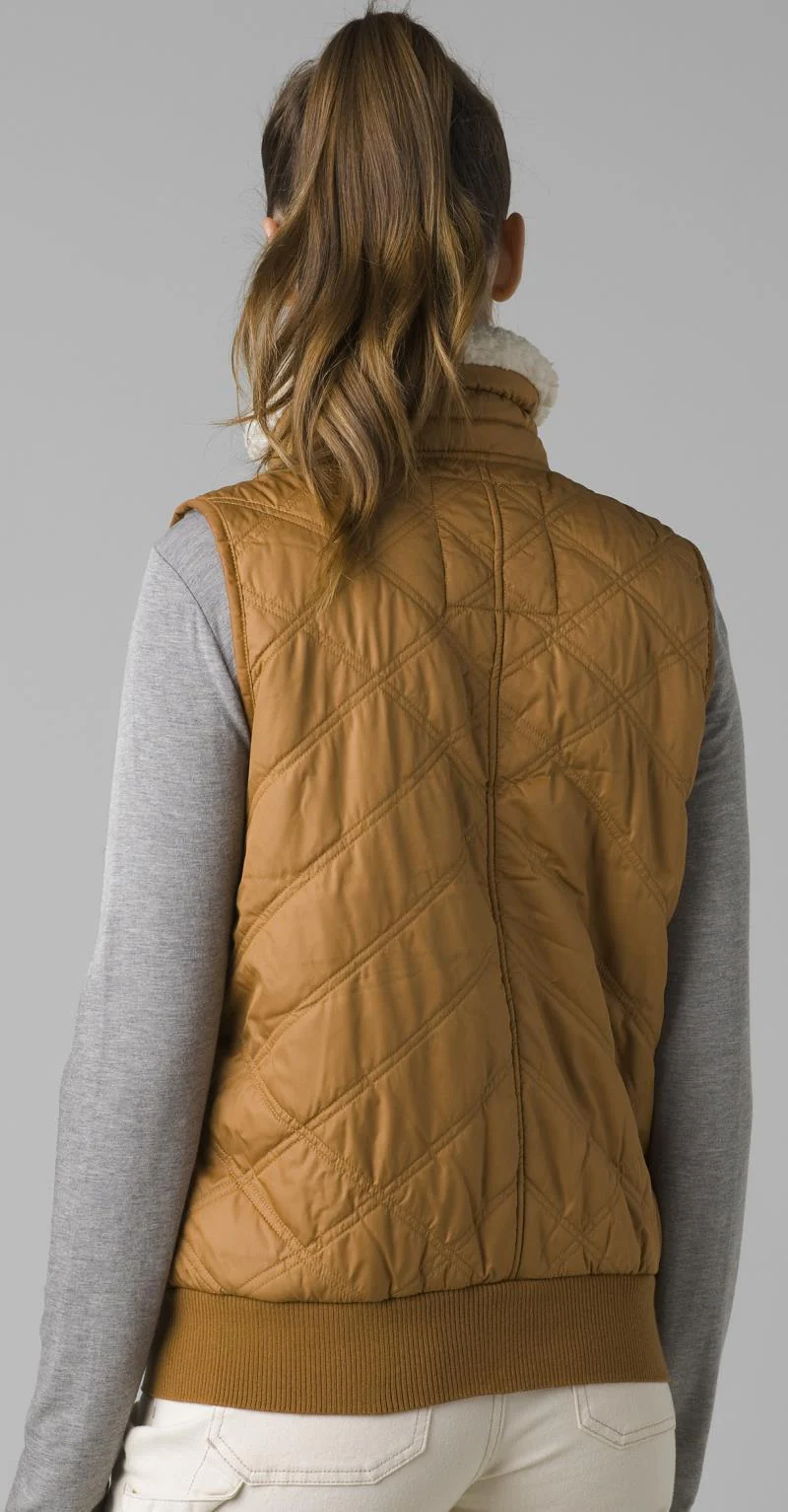 Esla Vest - Womens - Image 25