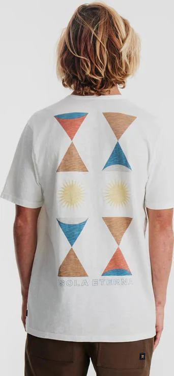 Heart Studios Isola Eterna Premium Tee - Mens - Image 4