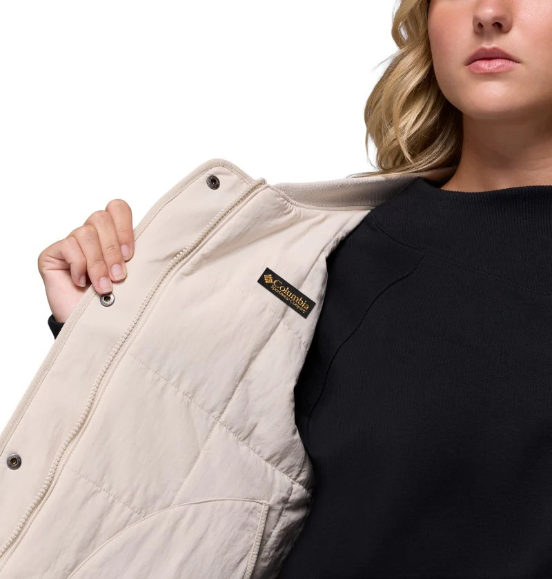 High Cascades Reversible Vest - Womens - Image 11