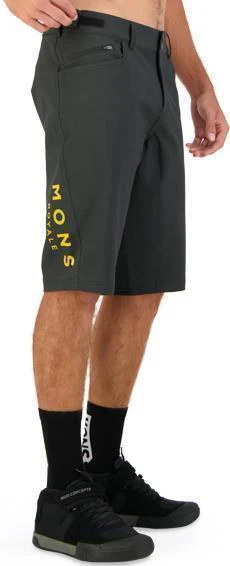 Momentum 2.0 Bike Shorts - Mens - Image 15