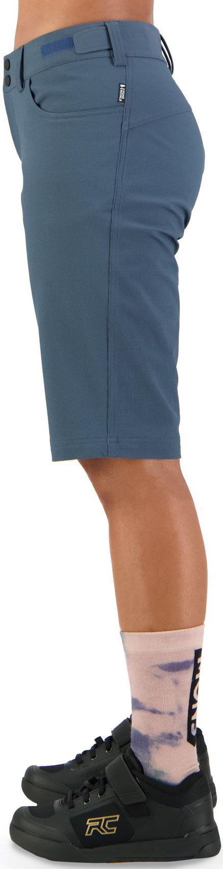 Momentum 2.0 Bike Shorts - Womens - Image 12