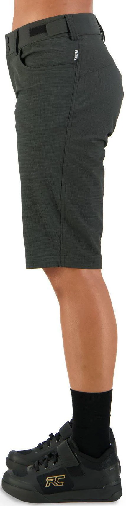 Momentum 2.0 Bike Shorts - Womens - Image 15