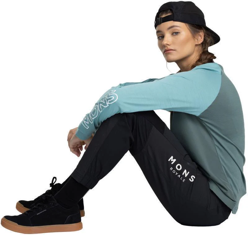 Momentum Bike Pants - Womens - Image 8