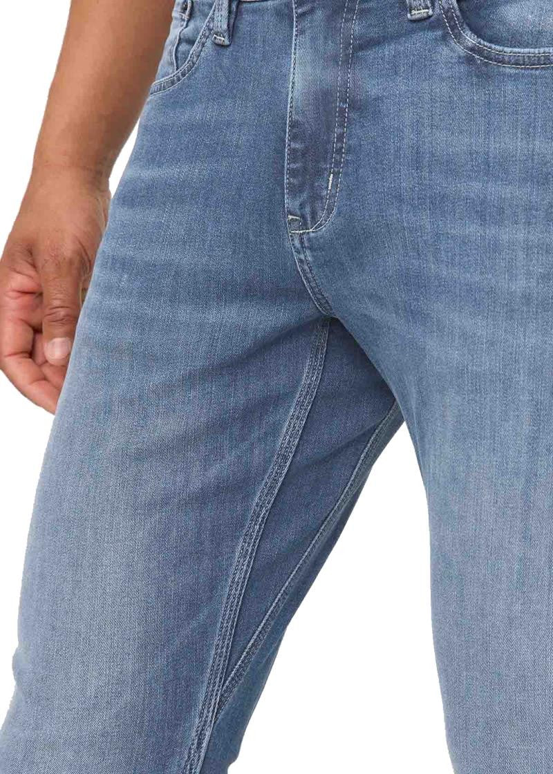 Performance Denim Relaxed Tapered Jeans, 34" Inseam - Mens - Image 22