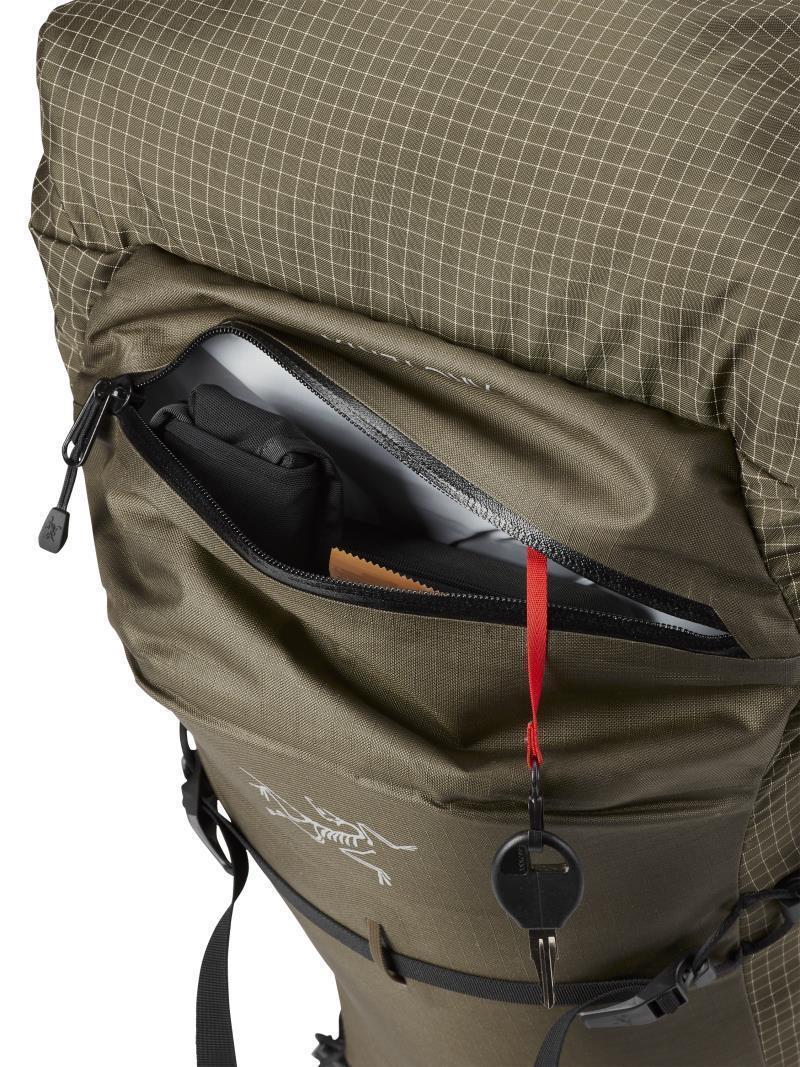 Rush SK 32 Backpack - Image 9