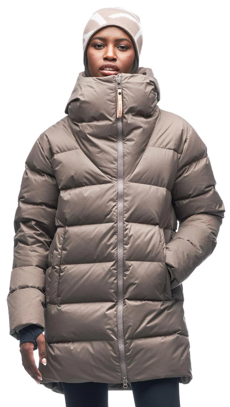 Selimut III Mid Light Down Jacket - Womens