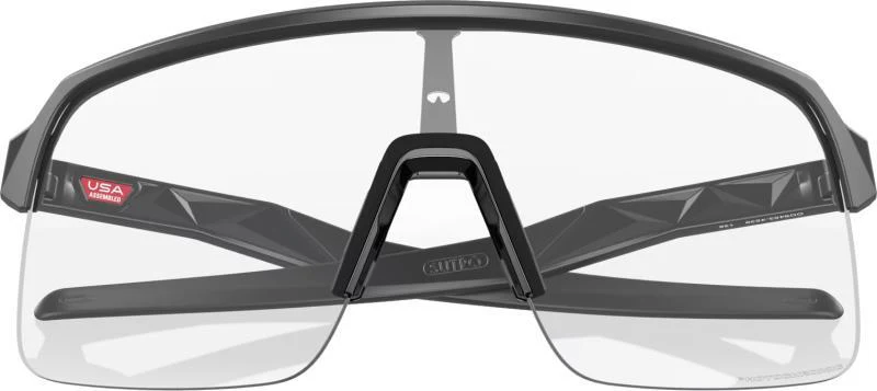 Sutro Lite - Matte Carbon w/ Clear Photochromic Lens - Image 5