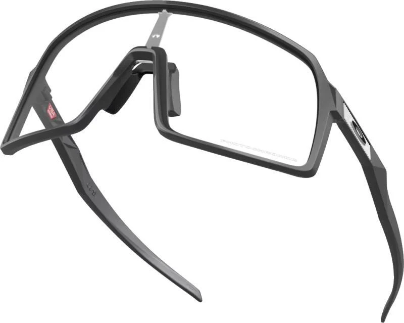 Sutro - Matte Carbon w/ Clear Photochromic Lens - Image 4