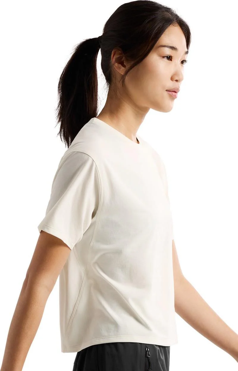 Taema Crop Logo SS - Womens (Prior Season) - Image 4