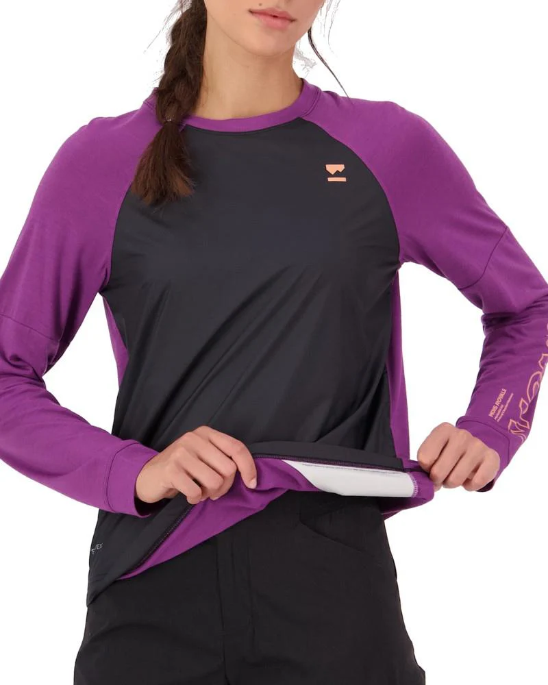 Tarn Merino Bike Wind Jersey - Womens - Image 6