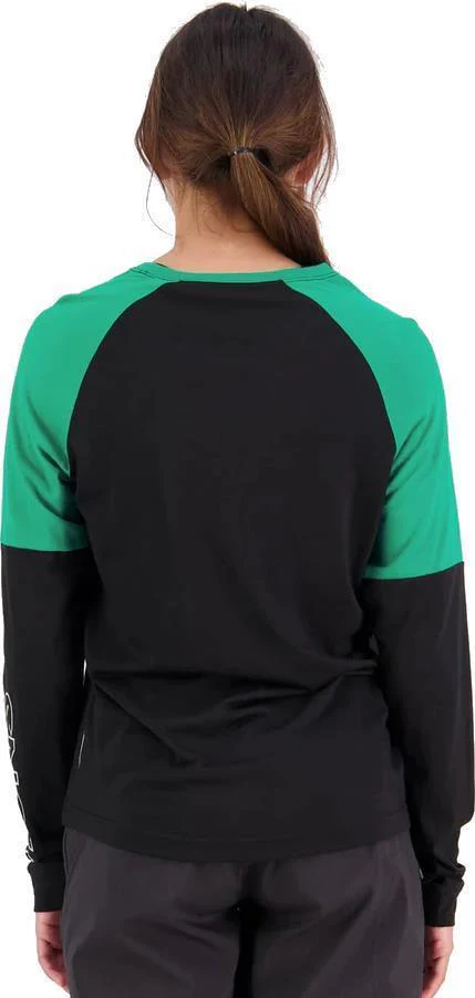 Tarn Merino Shift Wind Jersey - Womens - Image 18