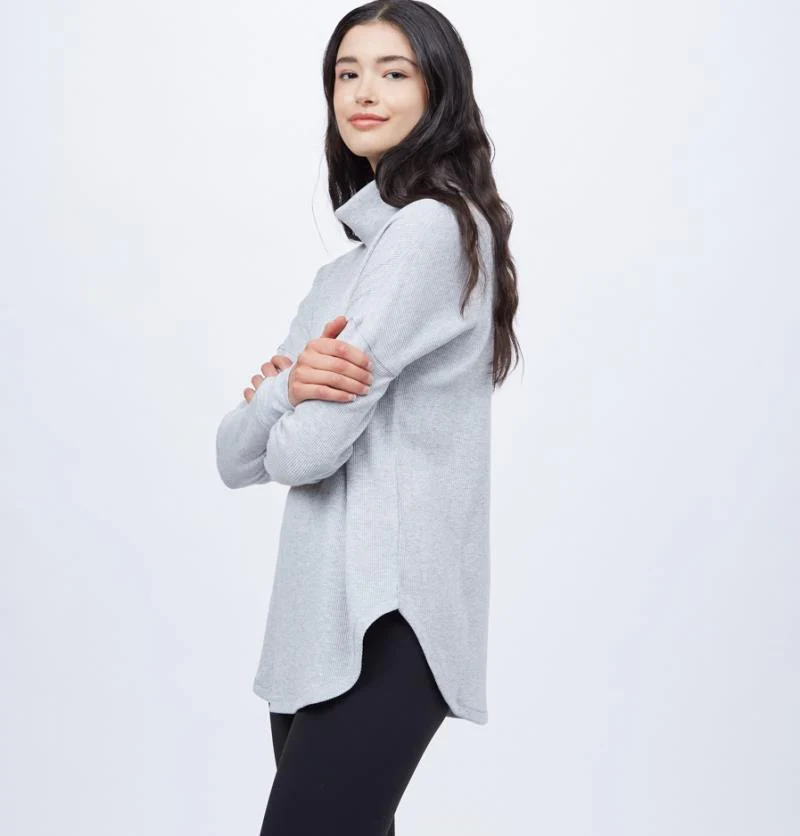 TreeWaffle Turtleneck LS - Womens (Prior Season) - Image 21