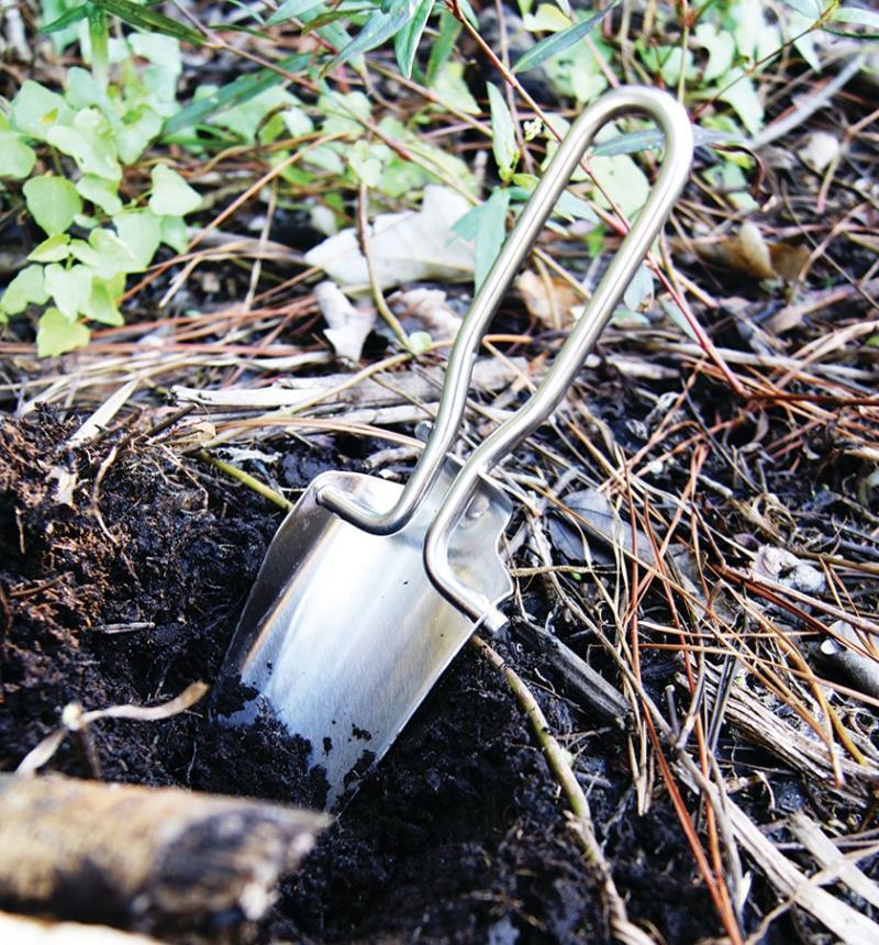 U-Dig-it Folding Shovel - Image 3
