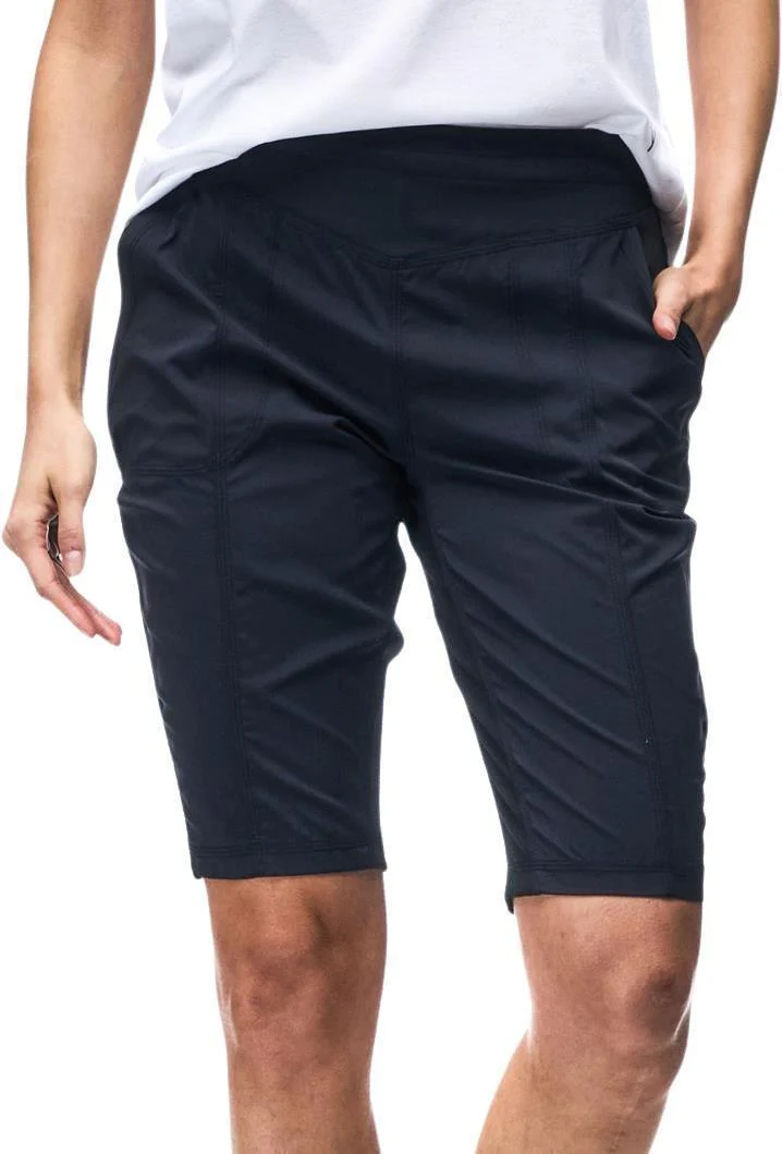 Viajar II Shorts - Womens