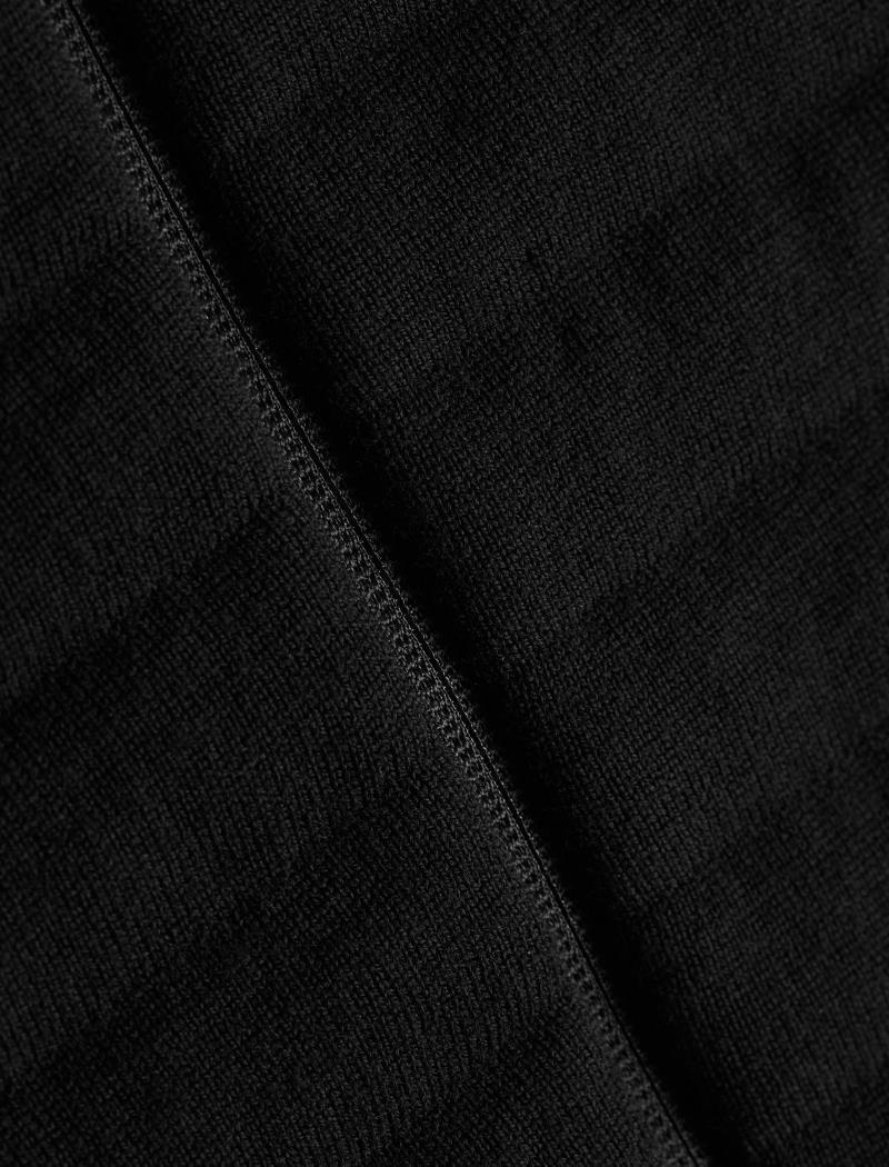 ZoneKnit Insulated Vest - Mens - Image 12